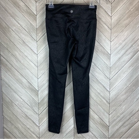 ATHLETA Snakeskin Sm. black leggings ✨ ✨ high rise - Picture 4 of 4